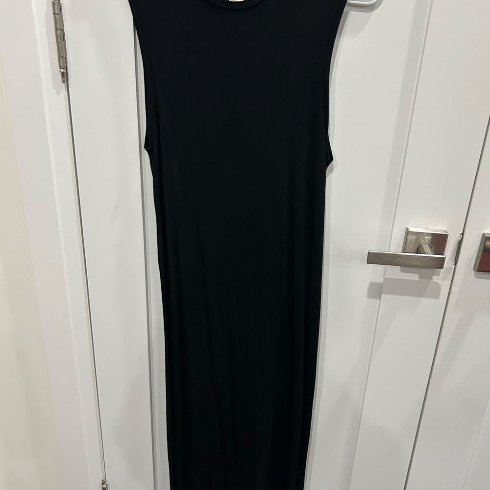 Black casual dress
